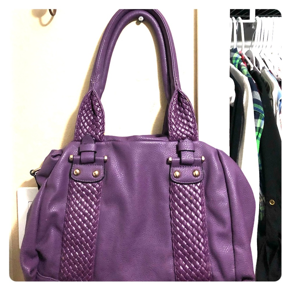Jessica Simpson purse